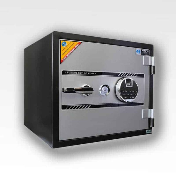 Thiết kế két sắt mini nhỏ gọn phù hợp cho những gia đình nhỏ, độc thân