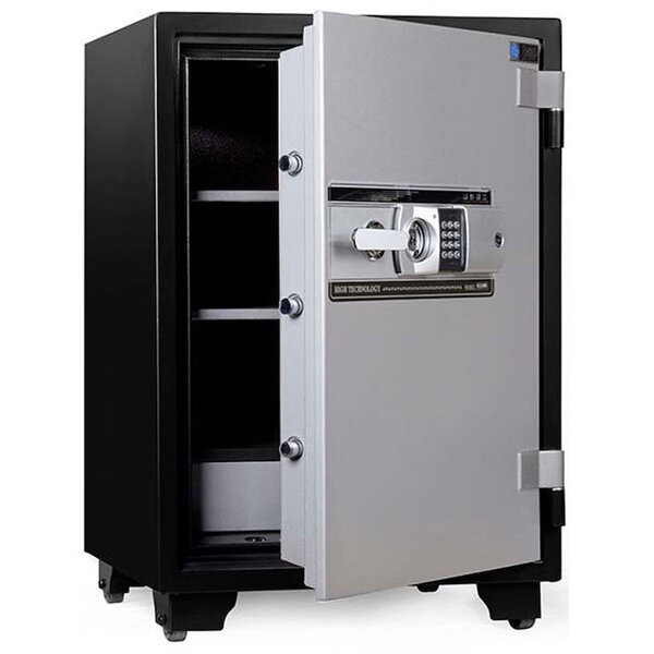 Nội thất bên trong két sắt lớn được chia làm nhiều ngăn