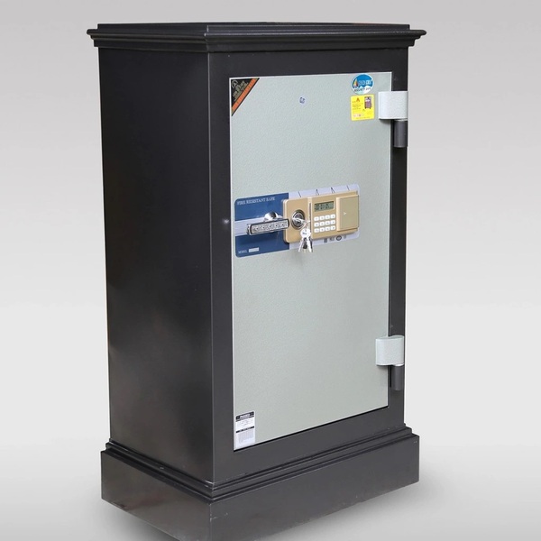 Thiết kế phù hợp cho ngân hàng và hộ gia đình cần kích thước két lớn