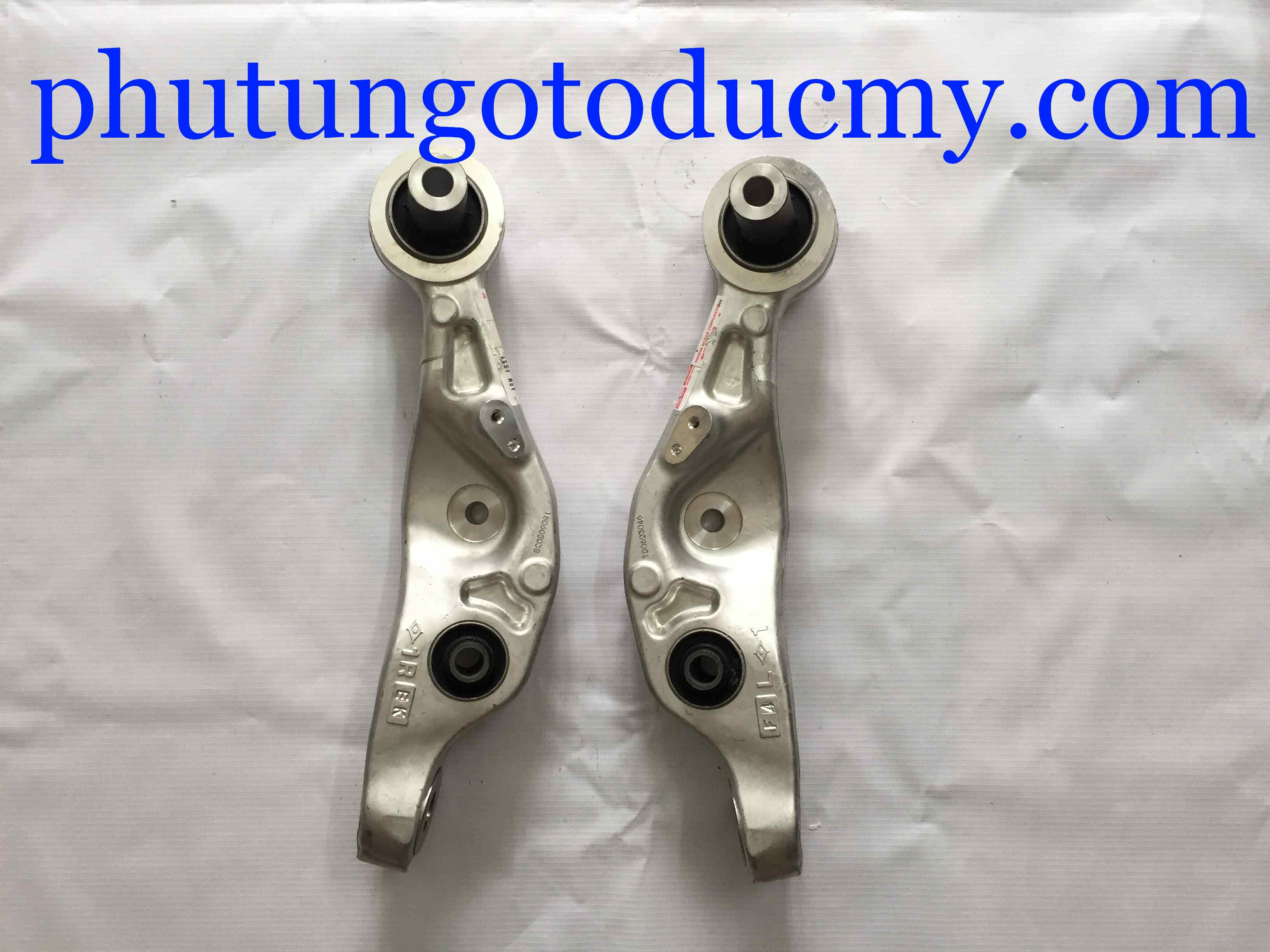 Càng i nhôm dưới Lexus LS460,LS600H , 48640-50070