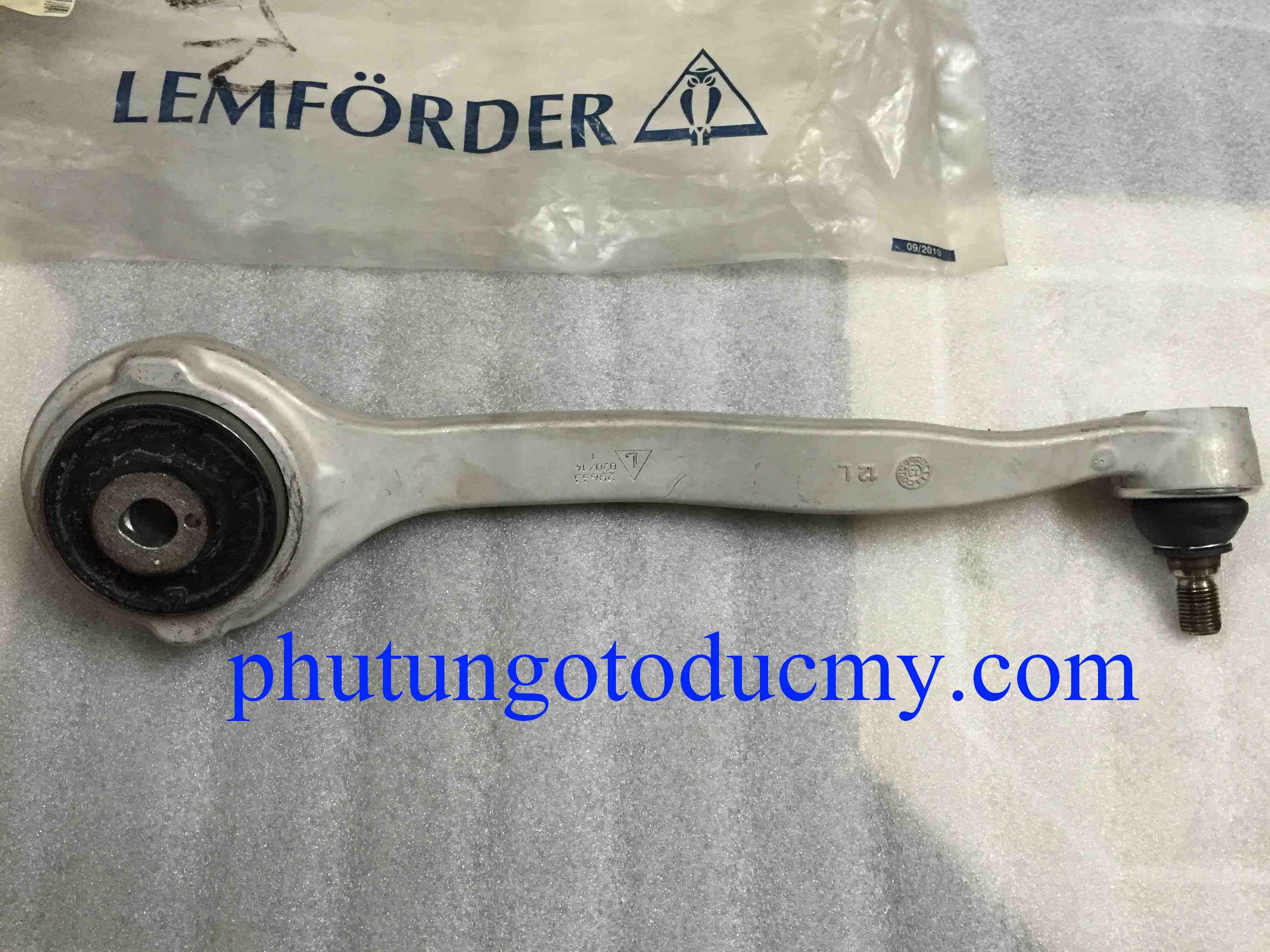 Càng nhôm Mercedes C200,C230,C250,C300 W204- A2043304411