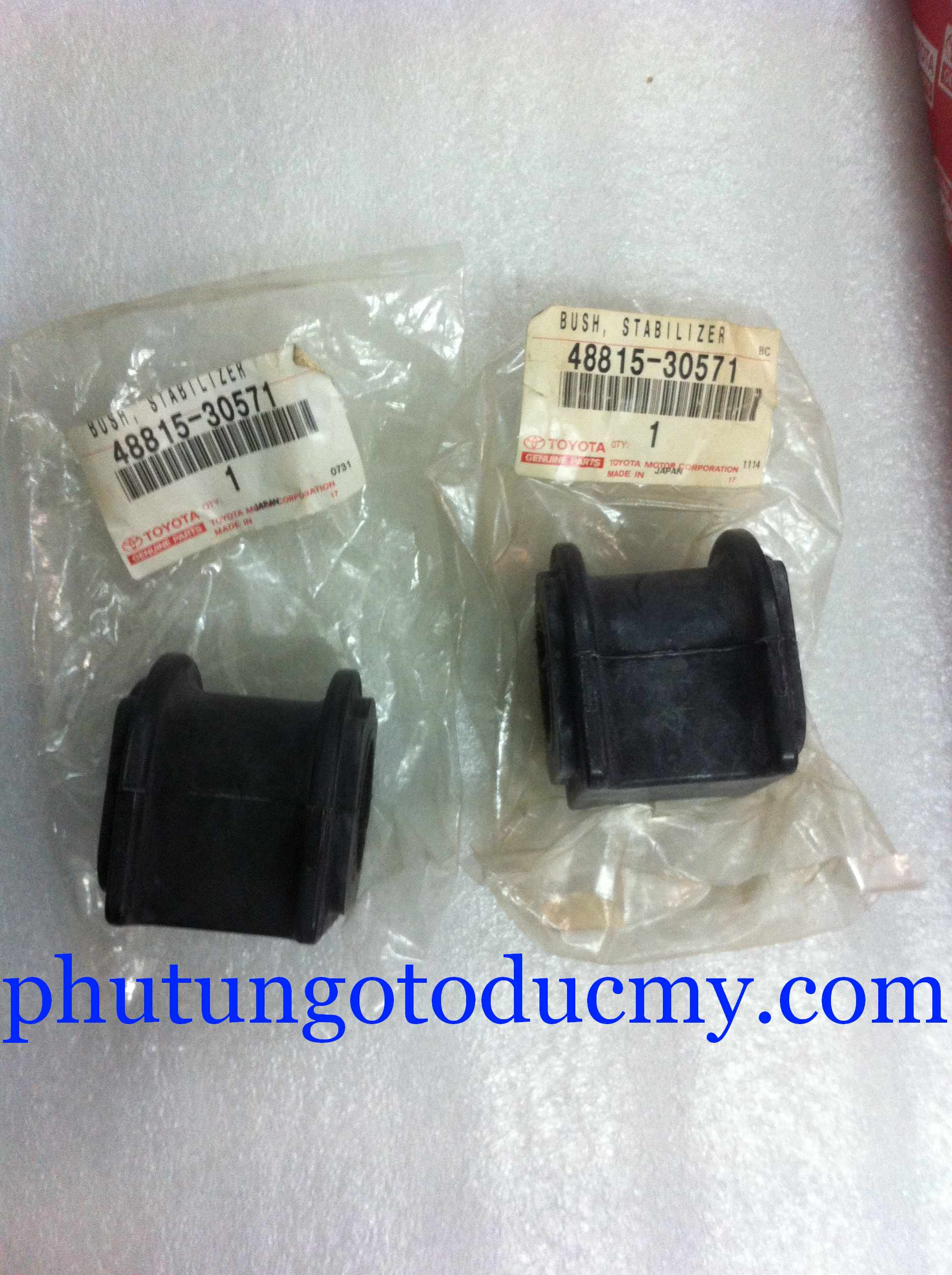 Cao su cân bằng trước Lexus IS250, GS350 , 48815-30570