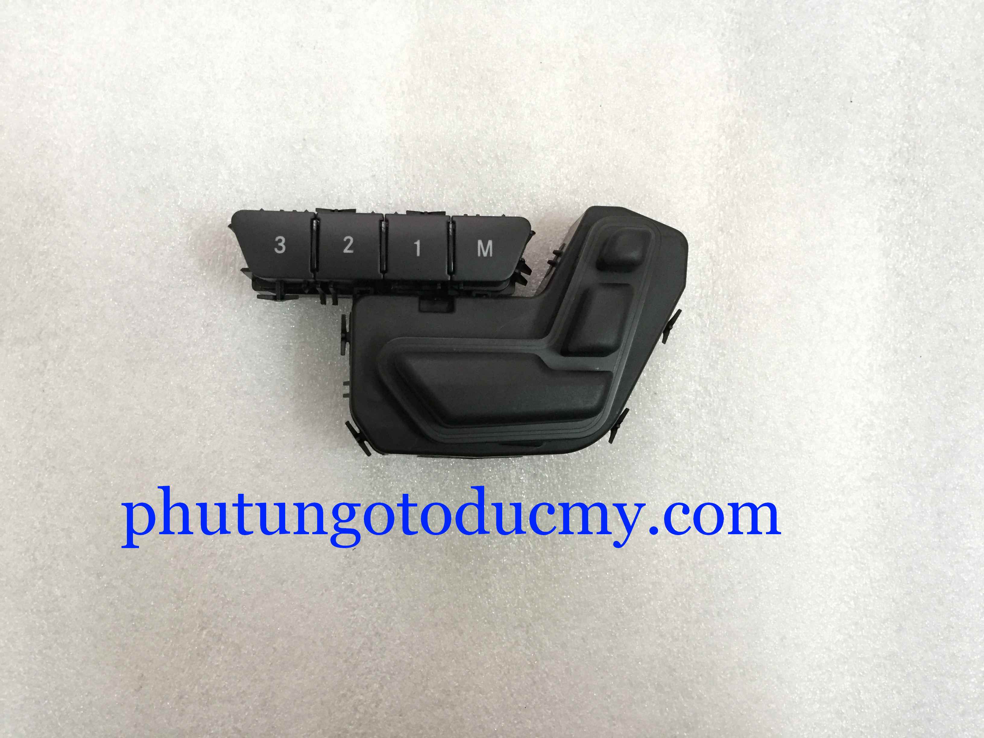 Công tắc nhớ ghế Mercedes E200,E250,E300,E350 W212- A2129059700