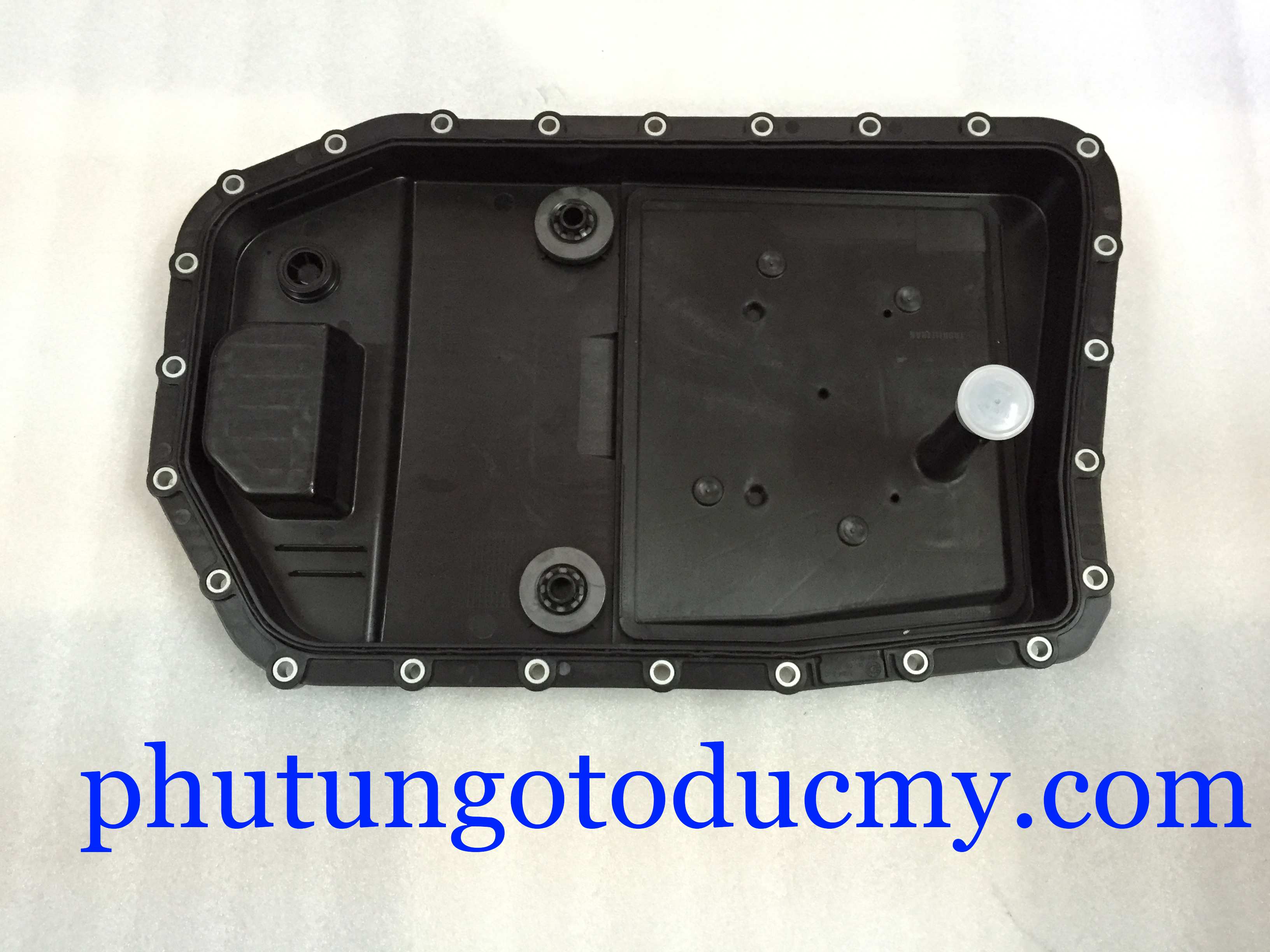 Đáy lọc dầu hộp số BMW X5 3.0 E70, 520i, 525i, 530i E60- 24117571217