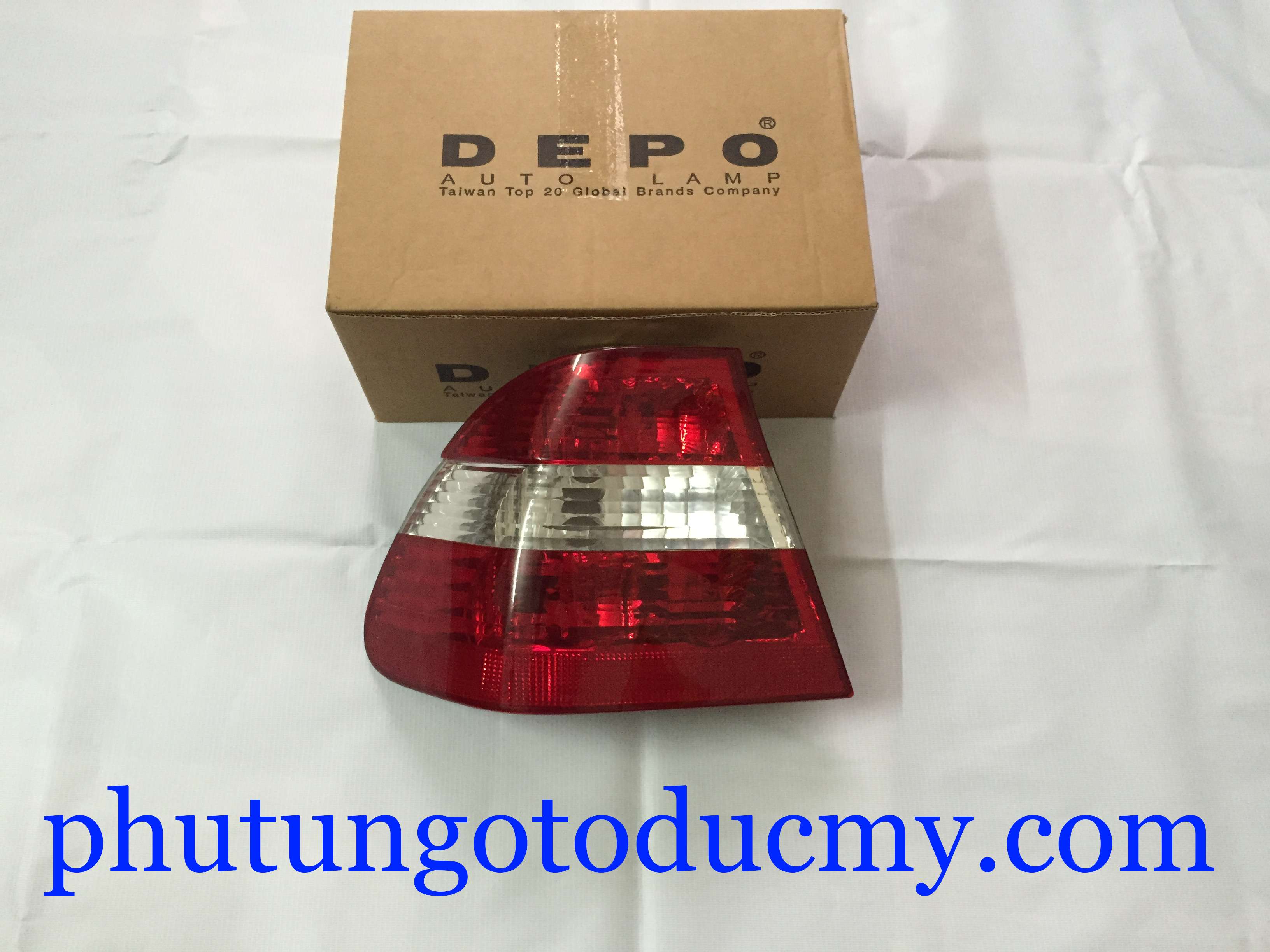 Đèn hậu BMW 318i, 325i E46- 63216946535