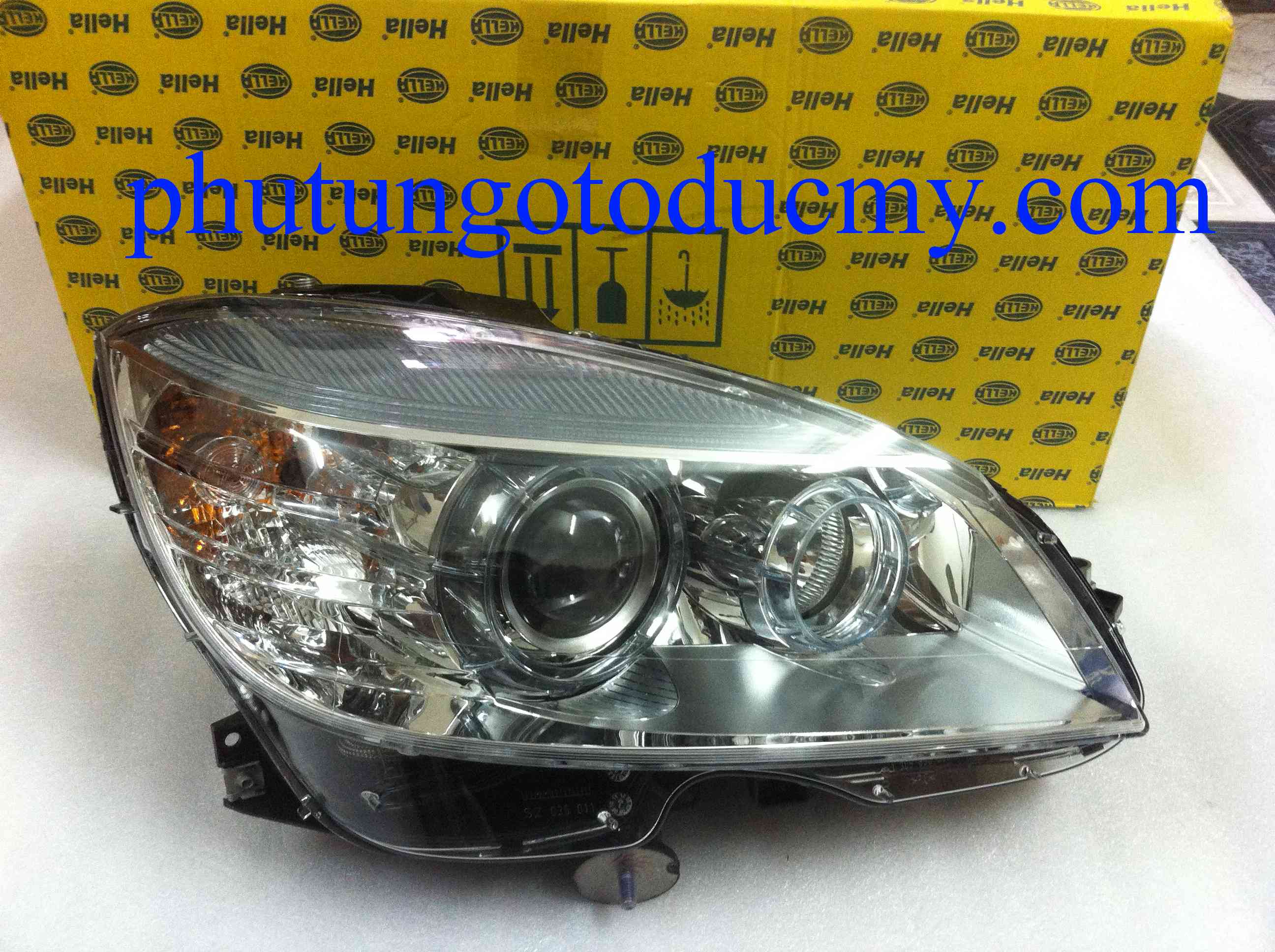 Đèn pha Mercedes C200,C230 2006-2010 W204 - A2048208361