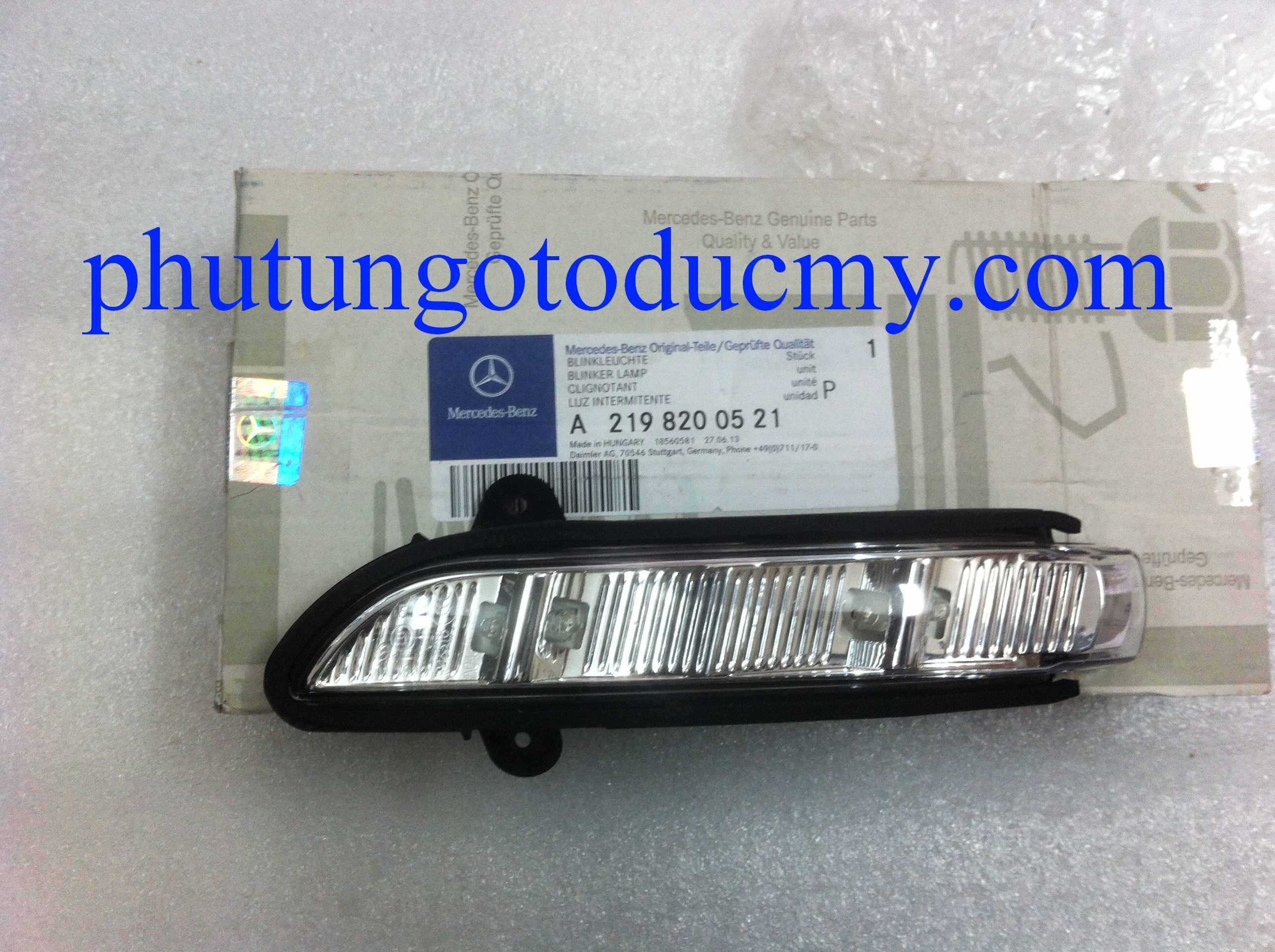 Đèn xi nhan gương Mercedes E class W211,S class W221- A2198200521