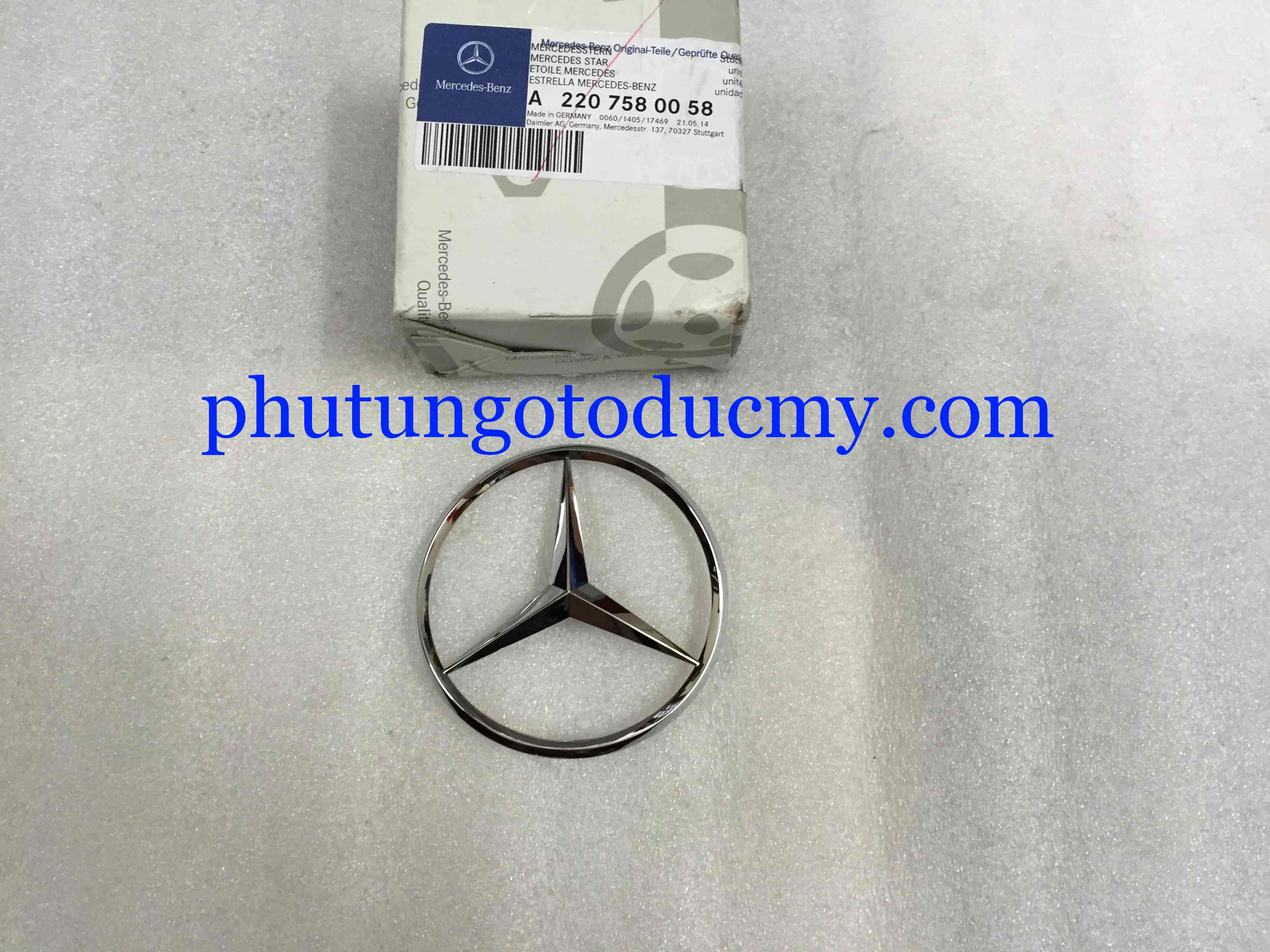 Phụ tùng ô tô chính hãng, phụ tùng ô tô Mercedes, Phụ tùng ô tô BMW, phụ tùng chính hãng audi, ducmy, Phutungotoducmy.com, phụ tùng Oem, porsche, cadillac, acura, Lexus, Land rover, volkwagen, rolls royce, chrysler. các loại lọc dầu, lọc gió, lọc xăng, càng A, càng I, đèn pha, đèn hậu, má phanh, đĩa phanh, giảm xóc, rotuyn, , logo bánh xe, các loại cảm biến, Phụ tùng ô tô rẻ nhất, phụ tùng ô tô giá tốt nhất Hà Nội, Sài Gòn,Logo cốp sau Mercedes S320,S350,S500 W220- A2207580058