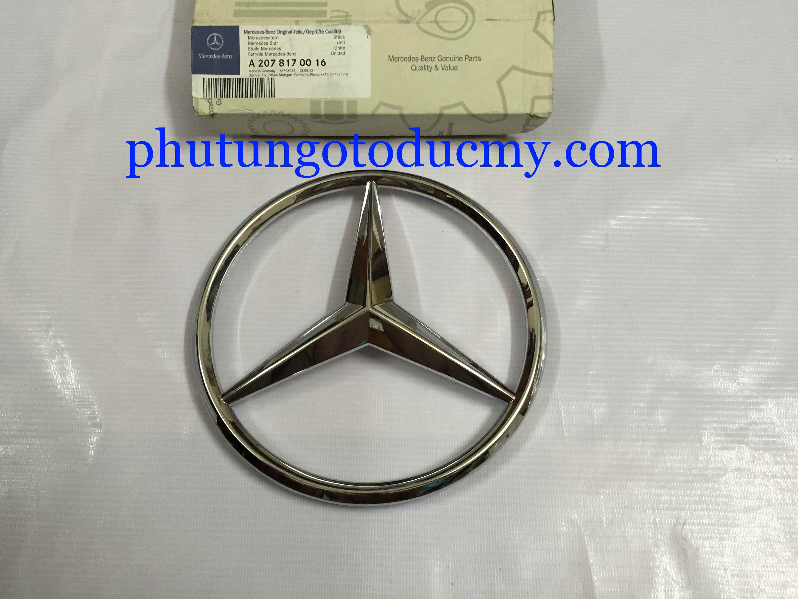 Phụ tùng ô tô chính hãng, phụ tùng ô tô Mercedes, Phụ tùng ô tô BMW, phụ tùng chính hãng audi, ducmy, Phutungotoducmy.com, phụ tùng Oem, porsche, cadillac, acura, Lexus, Land rover, volkwagen, rolls royce, chrysler. các loại lọc dầu, lọc gió, lọc xăng, càng A, càng I, đèn pha, đèn hậu, má phanh, đĩa phanh, giảm xóc, rotuyn, , logo bánh xe, các loại cảm biến, Phụ tùng ô tô rẻ nhất, phụ tùng ô tô giá tốt nhất Hà Nội, Sài Gòn,Logo mặt ca lăng Mercedes GLK, C class W204 - A2078170016