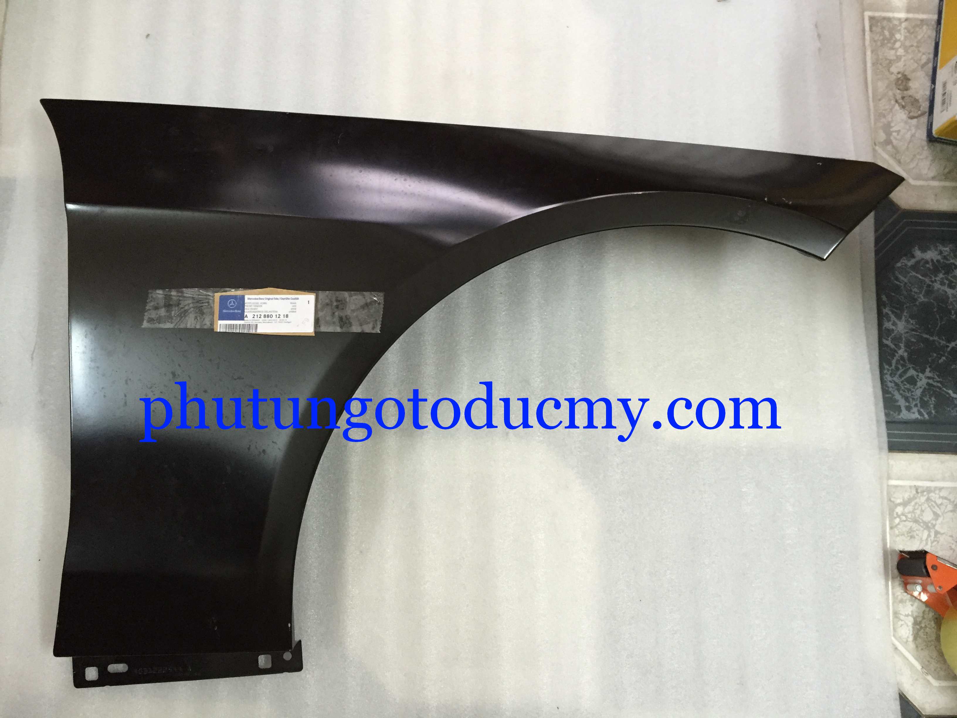 Tai xe Mercedes E250,E300,E350,E400 W212- A2128801218