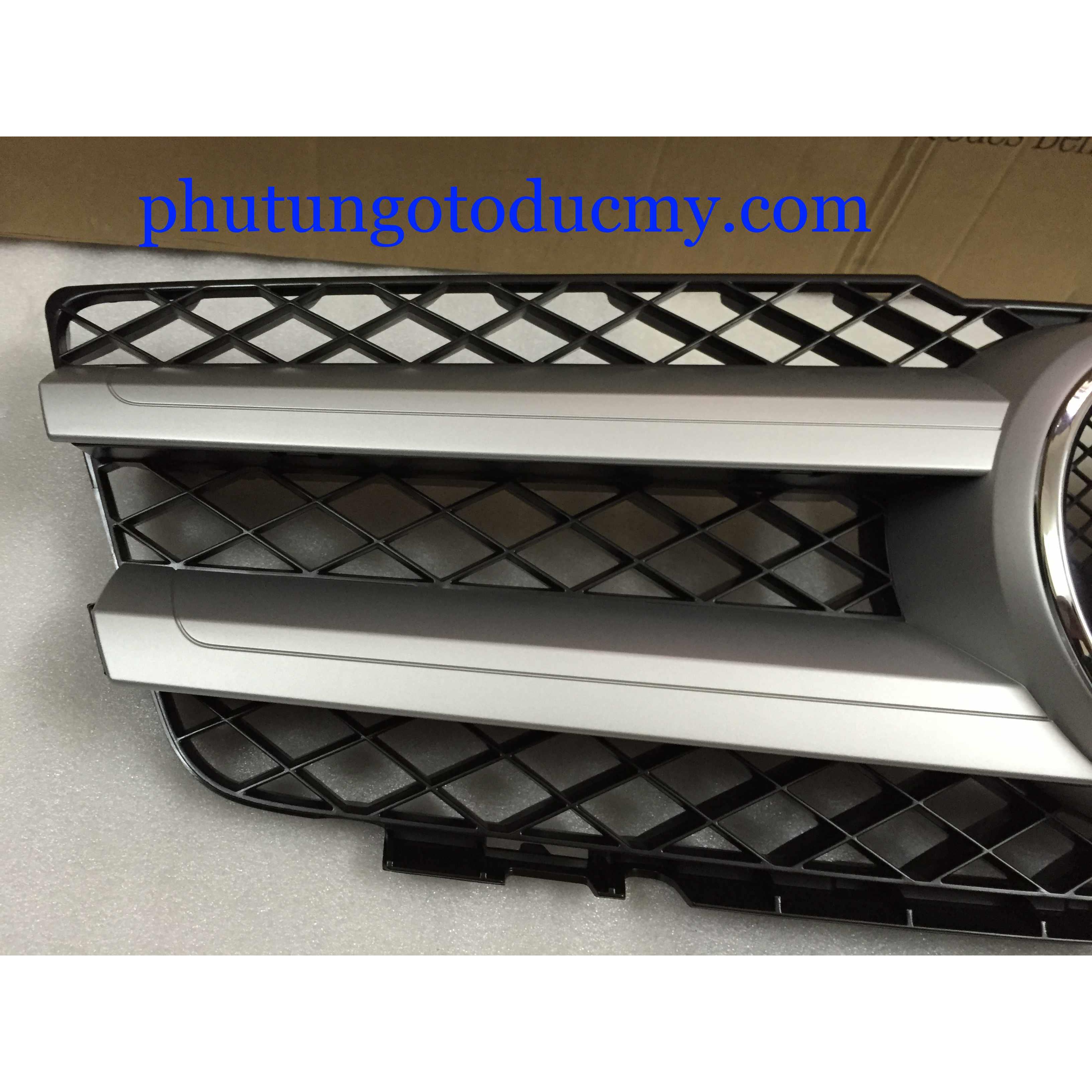 Mặt calang Mercedes GLK300- A2048800283 2