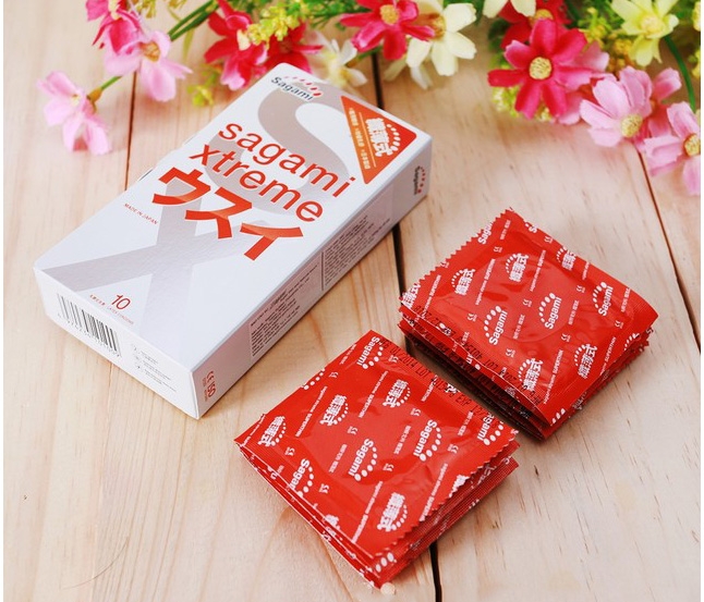 B103-Bao cao su Sagami Xtreme Feel Long