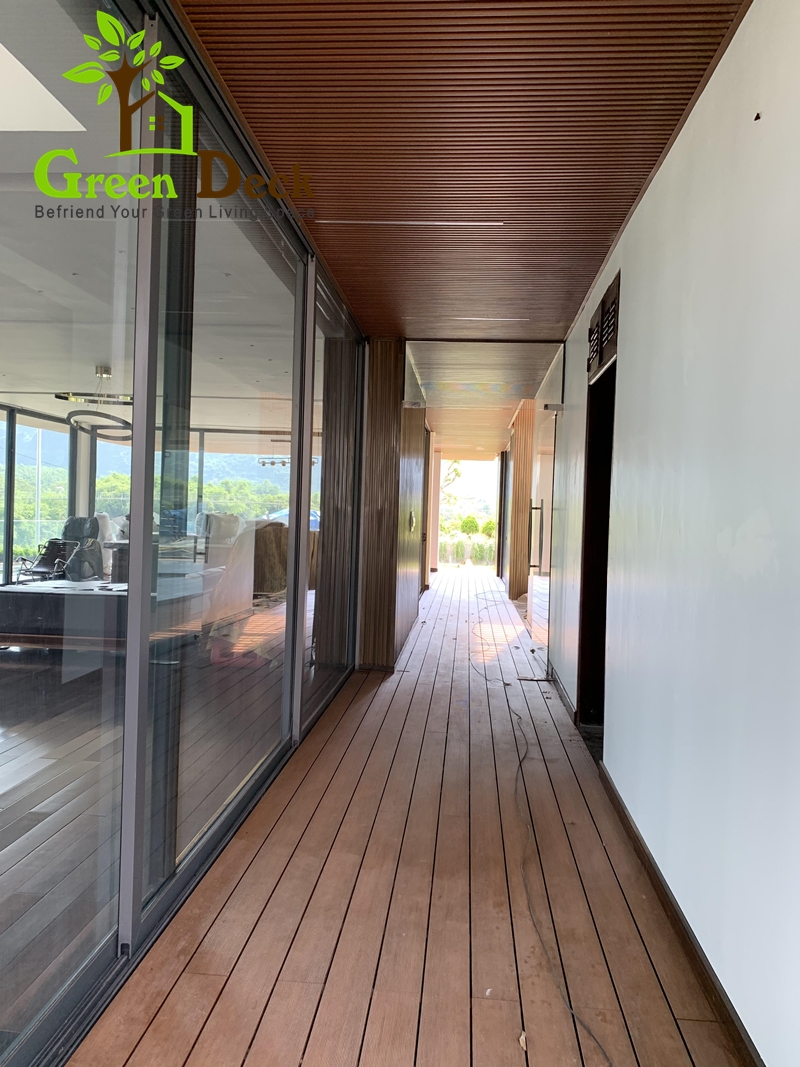 trần nan gỗ nhựa