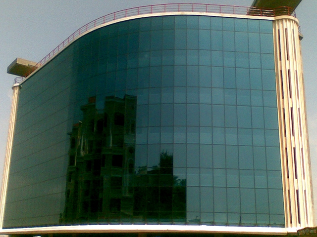 Hệ nhôm mặt dựng Unitized