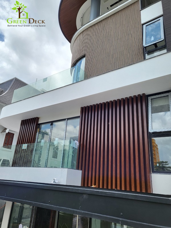 Lam gỗ chắn nắng trang trí măt tiền