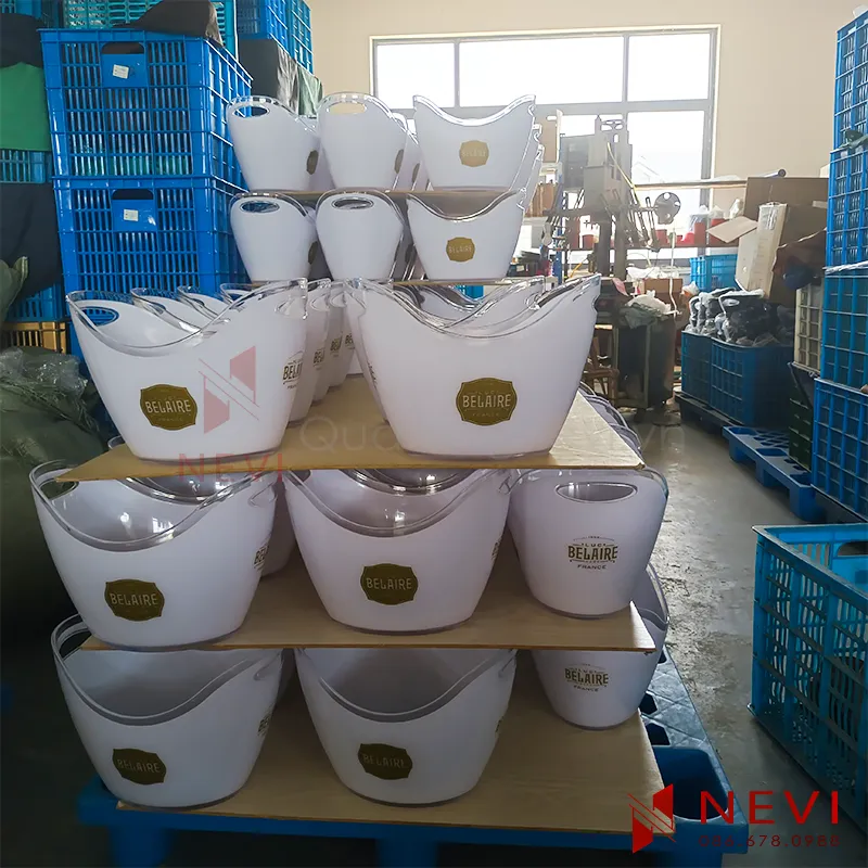 dịch vụ in Xô đựng đá bằng nhựa ướp lạnh rượu vang