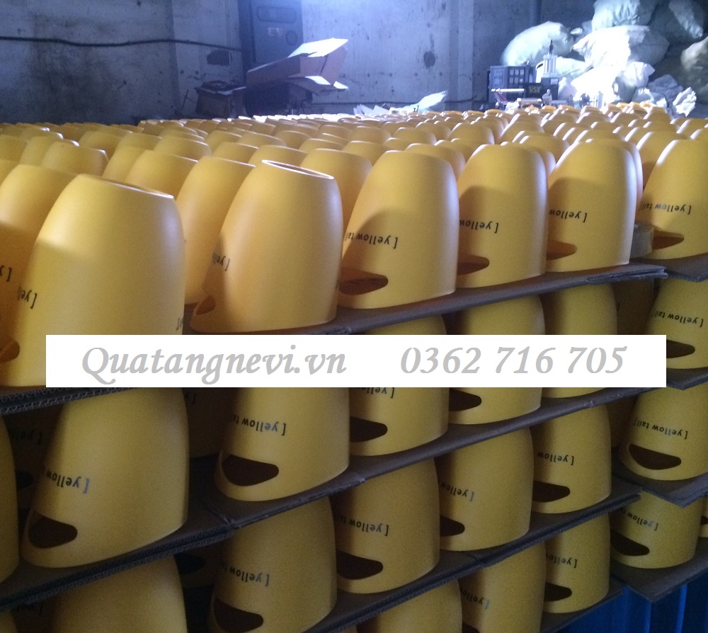 sản xuất xô đá nhựa 1