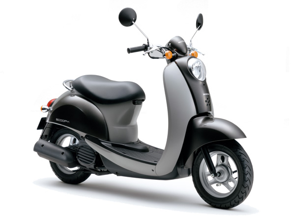 Giá xe Scoopy 50cc Nhật bãi của hãng Honda bán bao nhiêu? Giá xe Scoopy 50cc Nhật bãi của hãng Honda bán bao nhiêu?