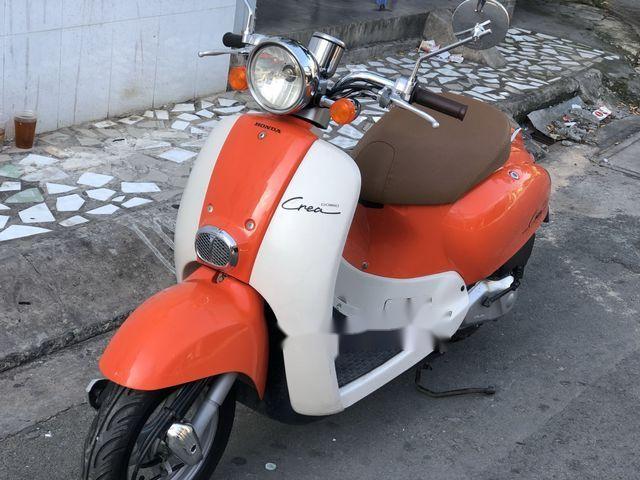 Honda Crea 50cc - cô nàng đỏm dáng đến từ xứ sở hoa anh đào Honda Crea 50cc - cô nàng đỏm dáng đến từ xứ sở hoa anh đào