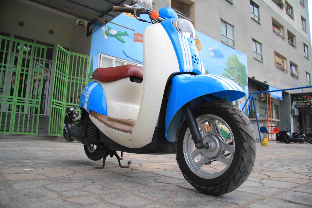 Vì sao xe máy Honda Scoopy 50cc được phụ huynh tin tưởng lựa chọn? Vì sao xe máy Honda Scoopy 50cc được phụ huynh tin tưởng lựa chọn?