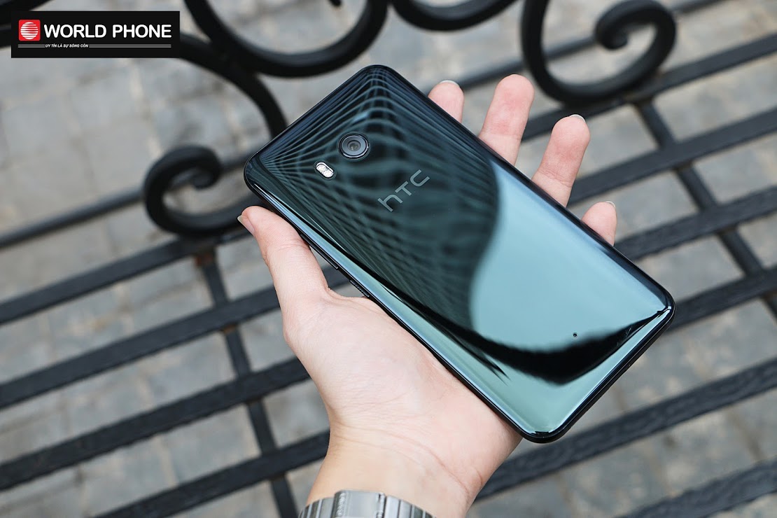Trên tay HTC U11 phiên bản "JAV"