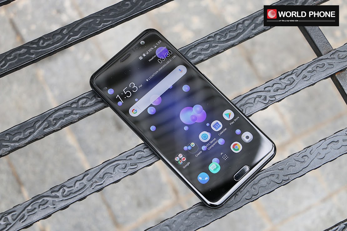 Thiết kế sang trọng của HTC U11