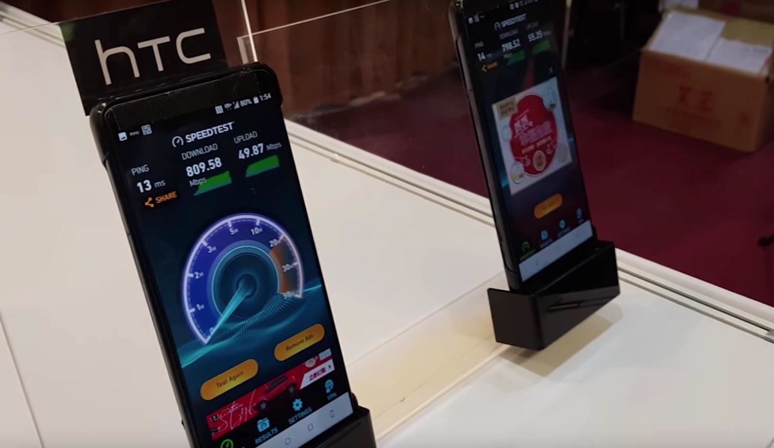 Smartphone được cho là HTC U12 được bày tại sự kiện 5G
