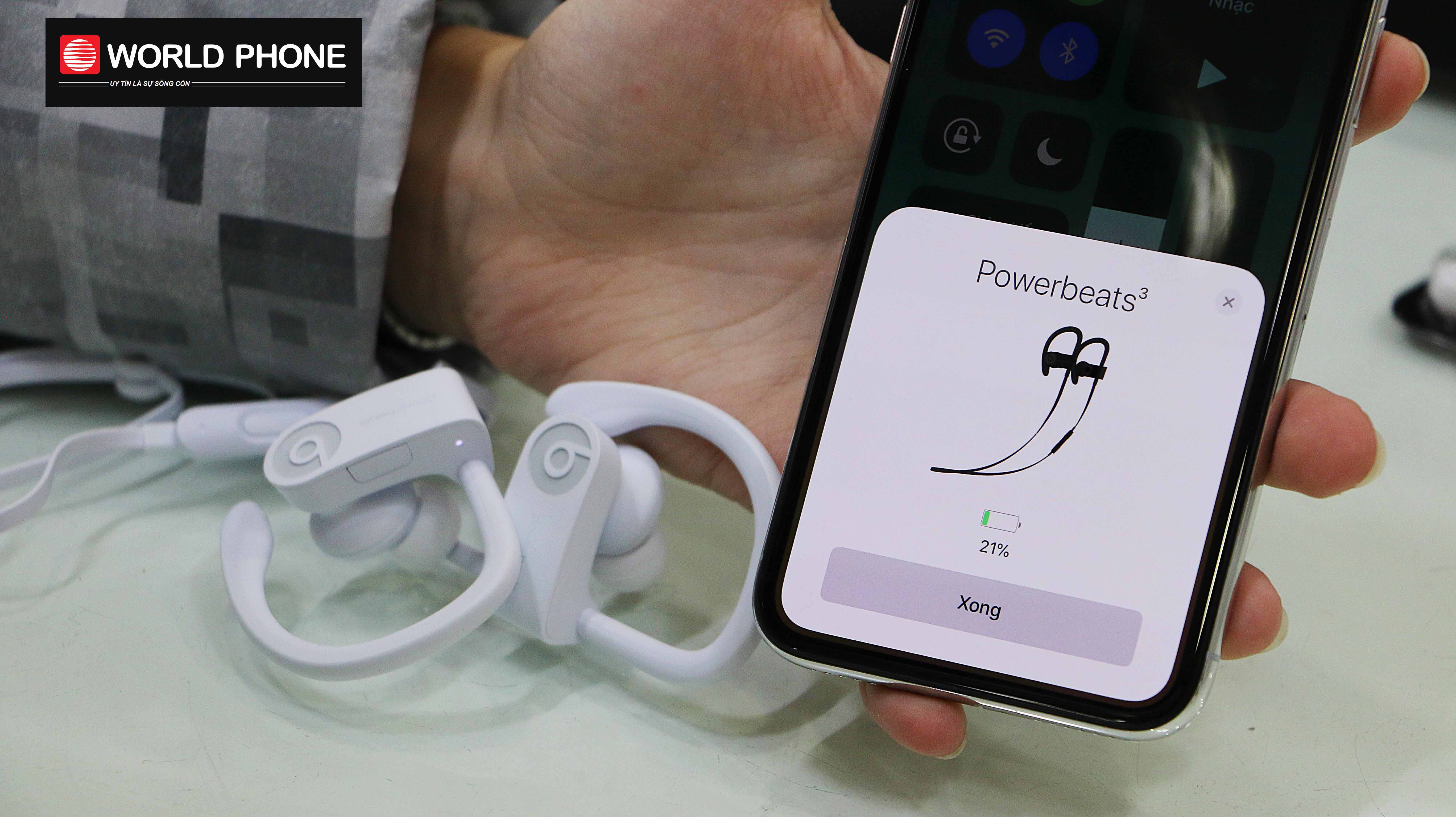 Tai nghe Power Beats 3 Wireless kết nối tự động với iPhone