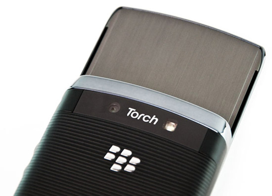 Camera trên BlackBerry 9800 đủ đáp ứng nhu cầu cơ bản