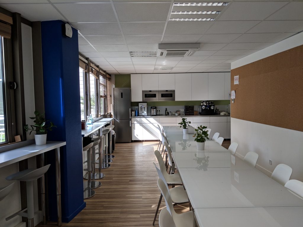 Ảnh chụp trong nhà (ảnh: DxOMark)