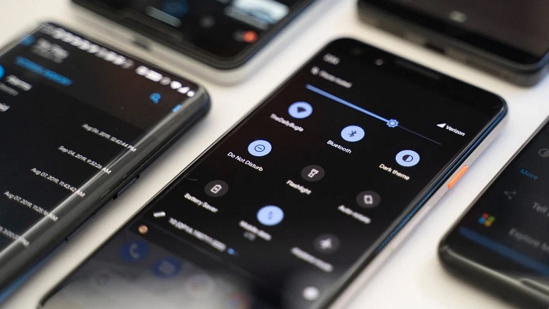 Android 11 - Tính năng bóng đêm được hẹn giờ theo bối cảnh