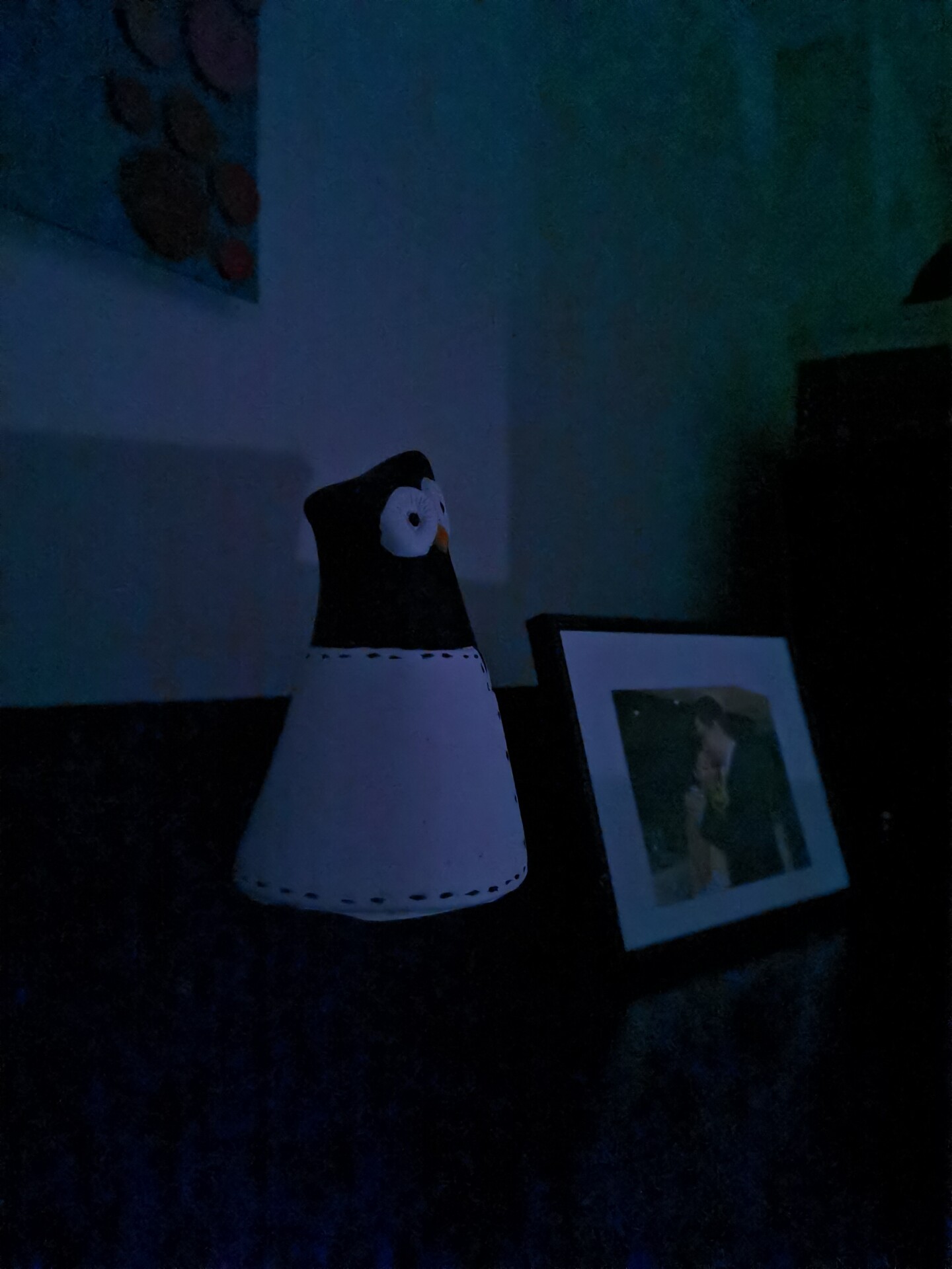 Ảnh ít bị vỡ hạt trong điều kiện thiếu sáng của Huawei P30 Pro