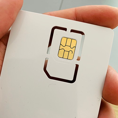 SIM thần thánh giúp iPhone lock biến thành Quốc Tế