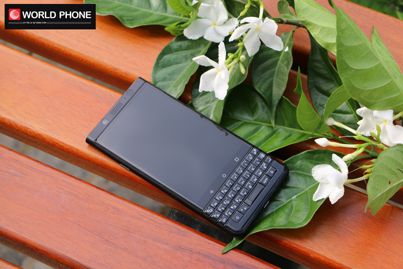 blackberry keyone black edition