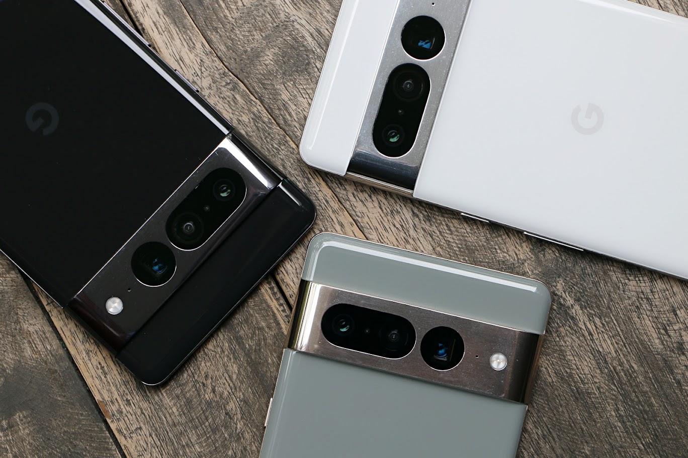 Cụm 3 camera sau của Pixel 7 Pro