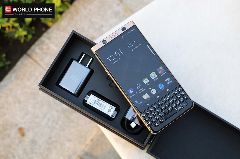 Đập hộp Blackberry KeyOne Bronze 2 sim hàng xách tay