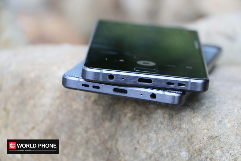 Hai góc dưới bo tròn cùng cổng kết nối Type-C