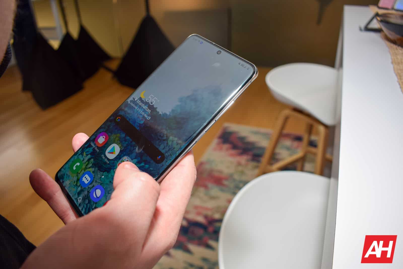 S20 Ultra được trang bị con chip đời mới nhất giúp gia tăng độ mượt mà khi khởi chạy và sử dụng