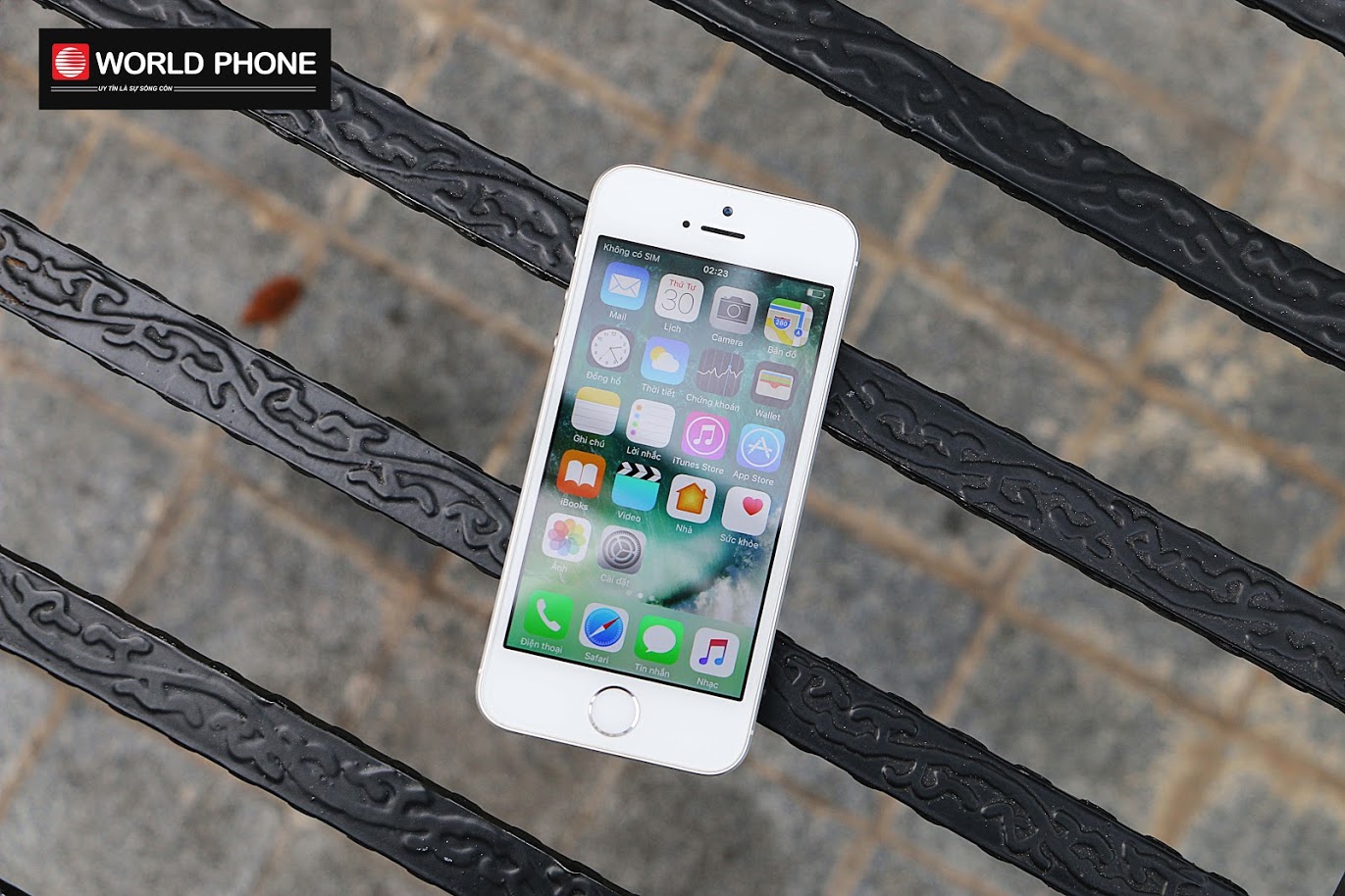 Màn hình chỉ 4.0 inch nhưng lại là chiếc điện thoại mà những người cần sự nhỏ gọn săn lùng