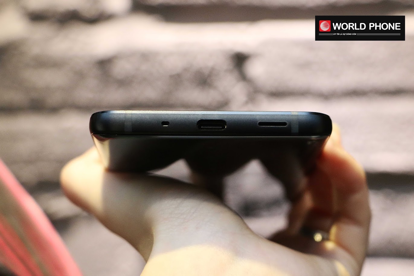 Dải loa được đặt bên dưới của U11+