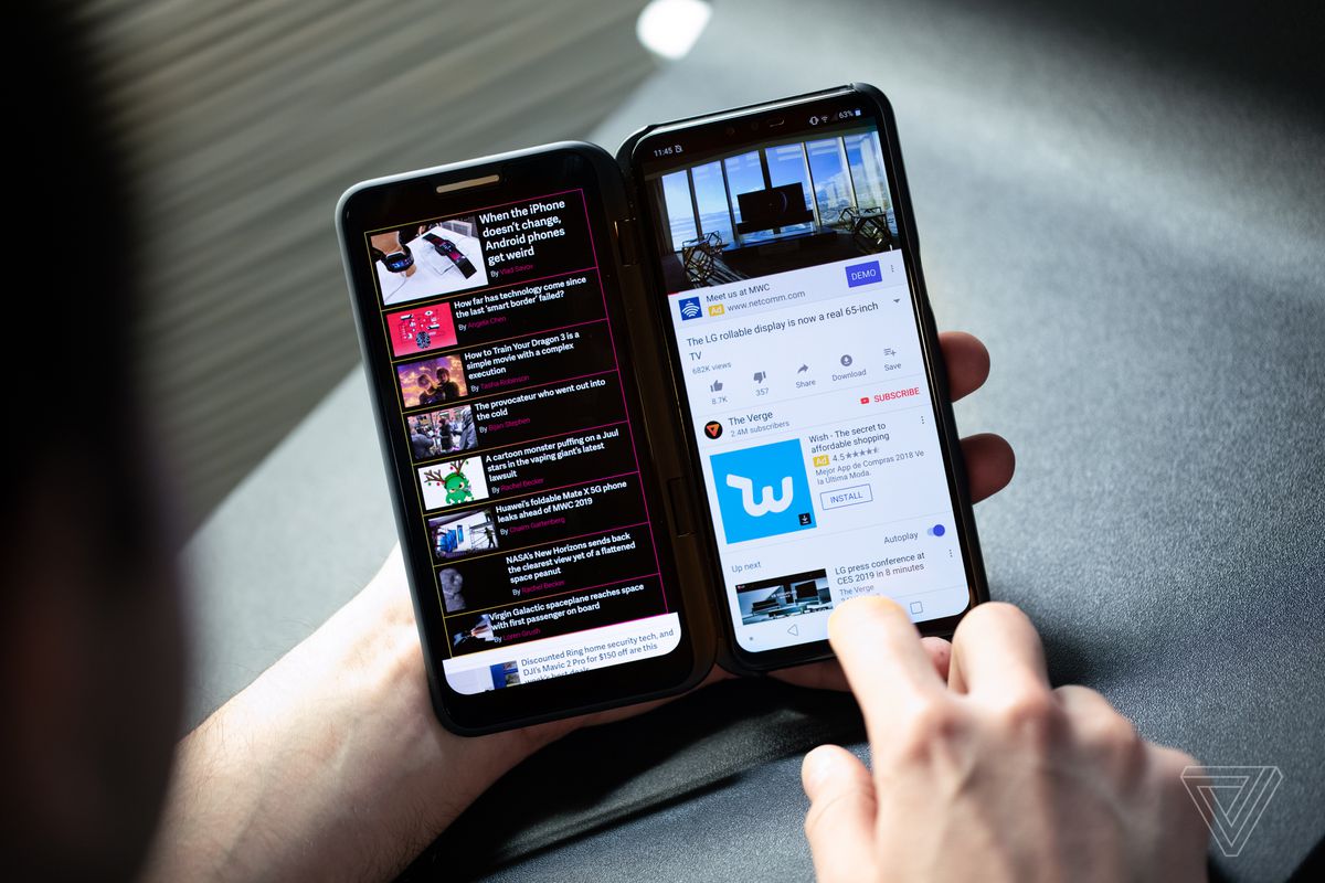 Màn hình được trang bị OLED 6,4 inch với tỷ lệ khung hình 19,5: 9 và độ phân giải 3120 x 1440