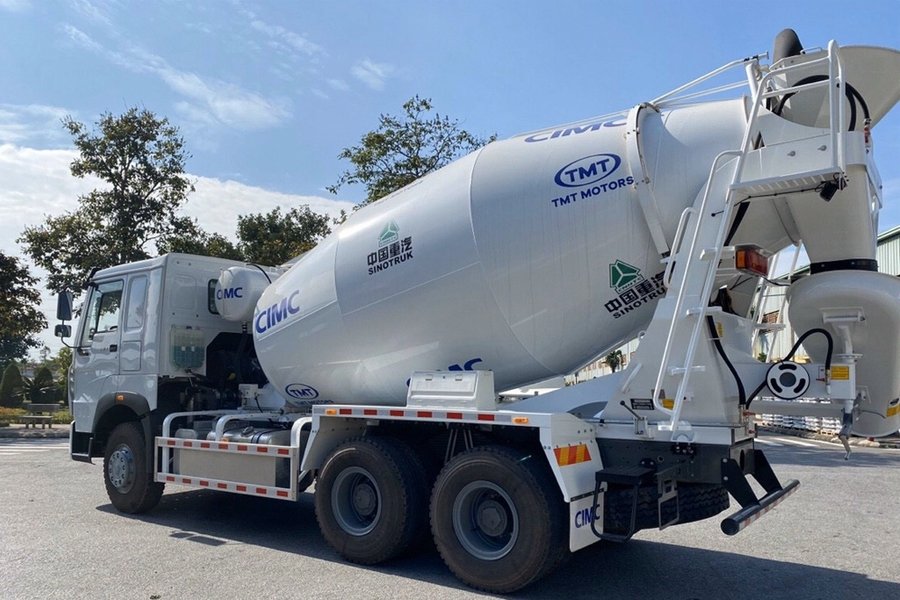 Hình ảnh xe bồn bê tông 10 khối Sinotruk