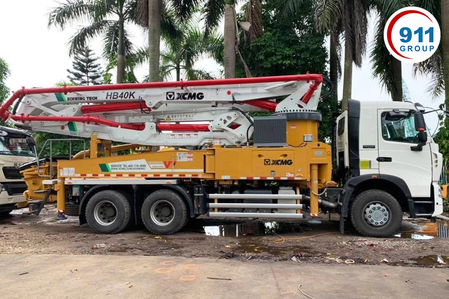 Xe bơm bê tông cần