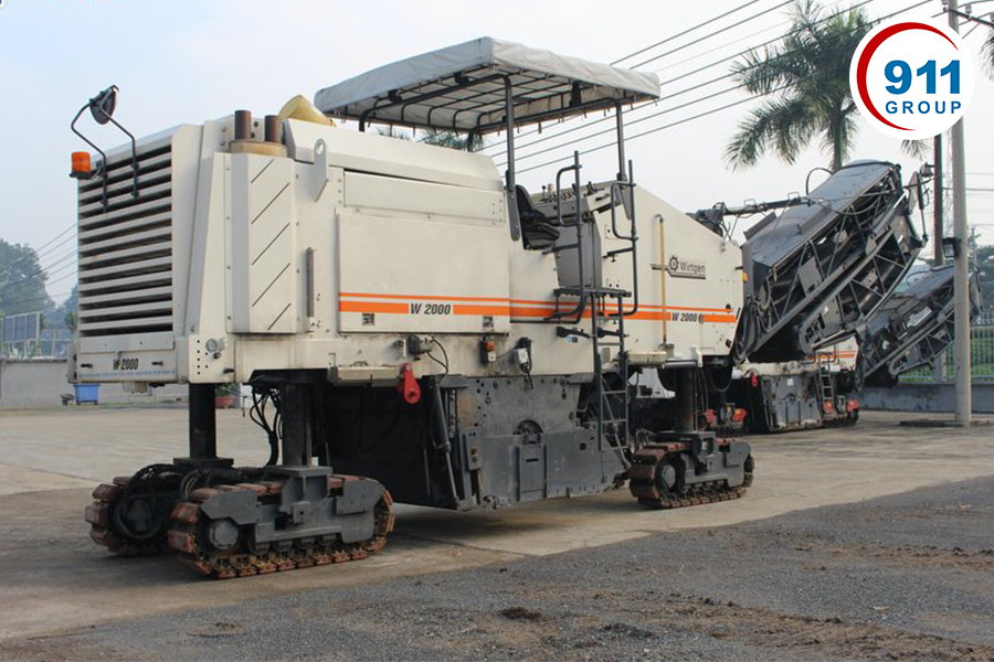 máy cào bóc mặt đường Wirtgen W200 Fi