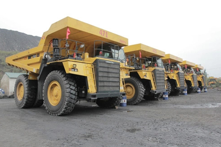 Xe ben Komatsu HD785