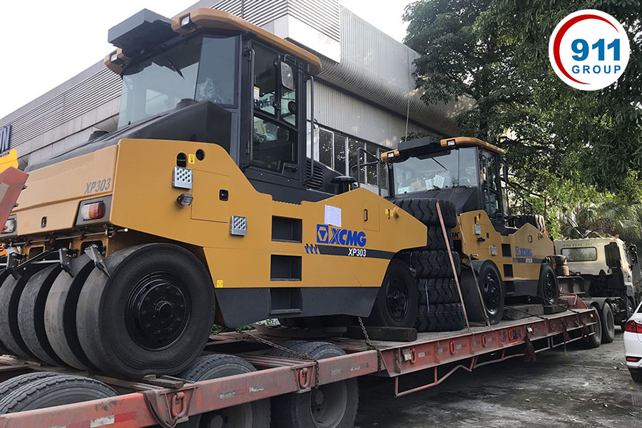 Xe lu bánh lốp 25 tấn XCMG XP303S
