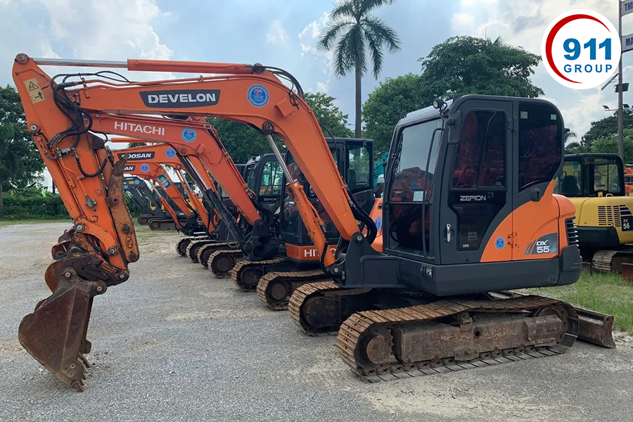 giá máy xúc mini cũ