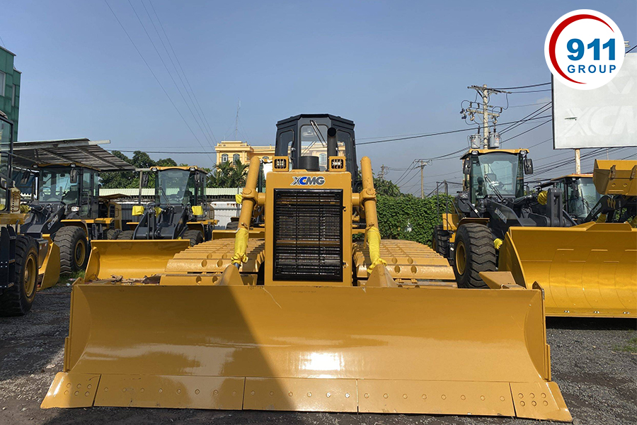 Máy ủi XCMG