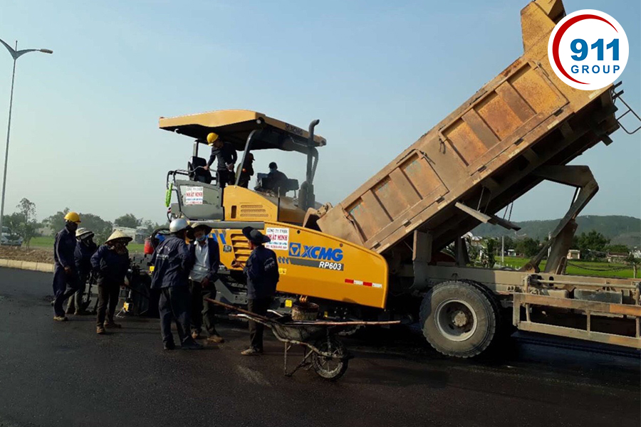 Máy rải thảm Tập đoàn 911