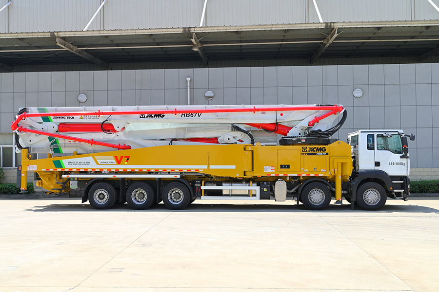xe bơm bê tông 67M XCMG
